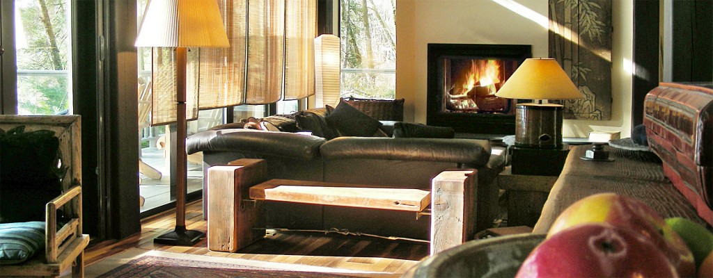 Bridge House living room