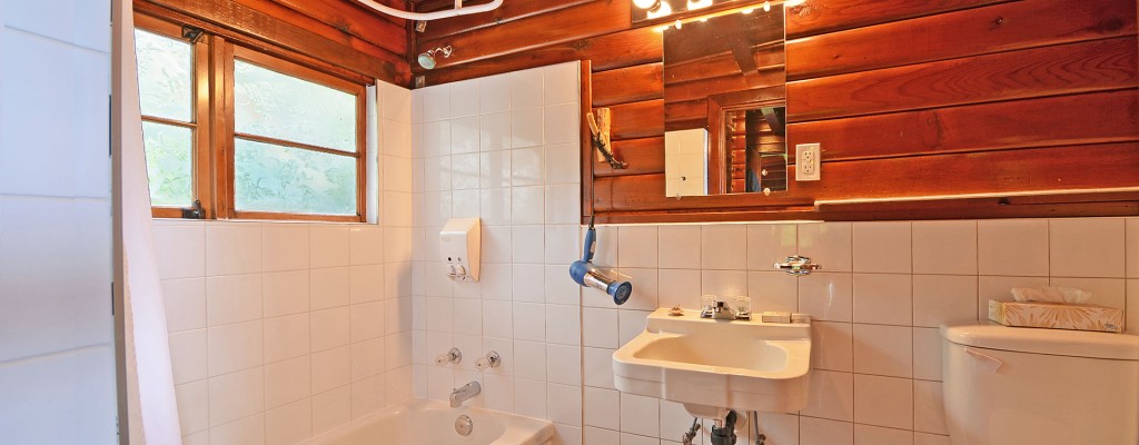point no point resort cabins 3 & 4 bathroom