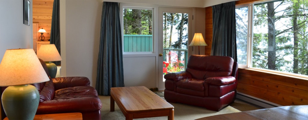 suites 7 & 8 house by the sea interior at point no point resort