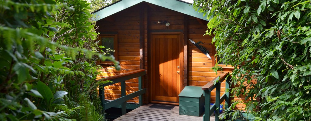 eagle cabin exterior at point no point resort